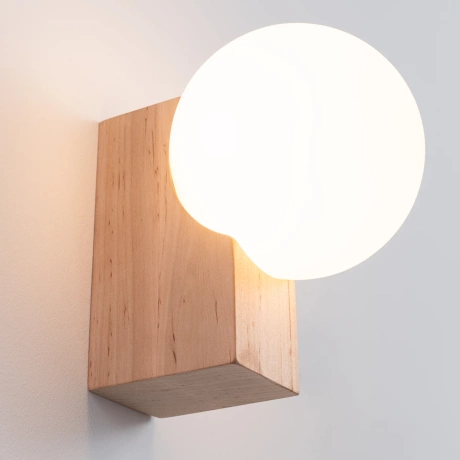 Wall lamp BULBO natural wood