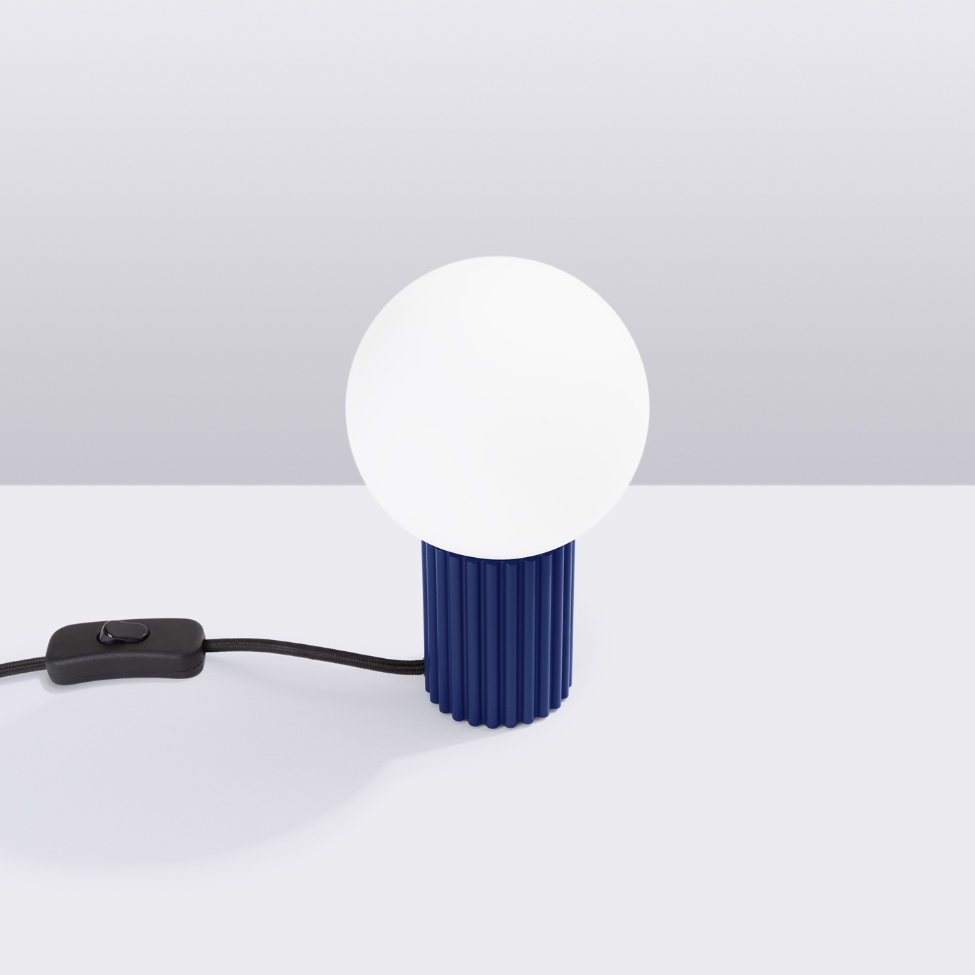 Table lamp HALO ultramarine