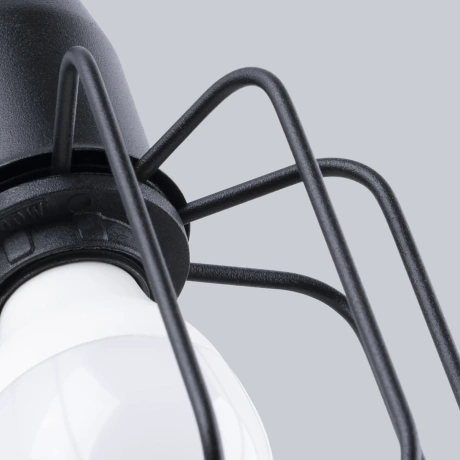 Wall lamp BELUCI 1S black