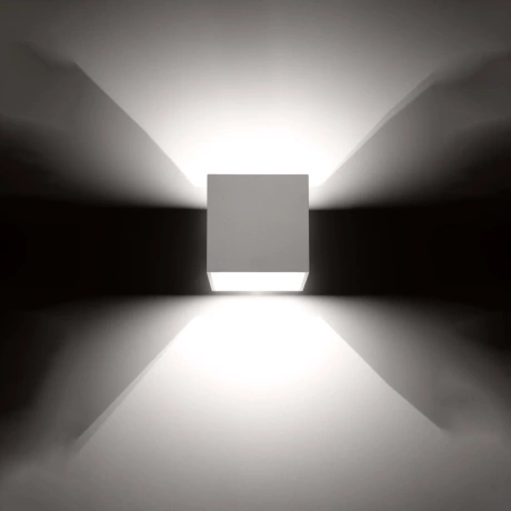 Wall lamp QUAD 1 white
