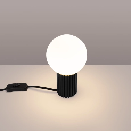 Table lamp HALO black